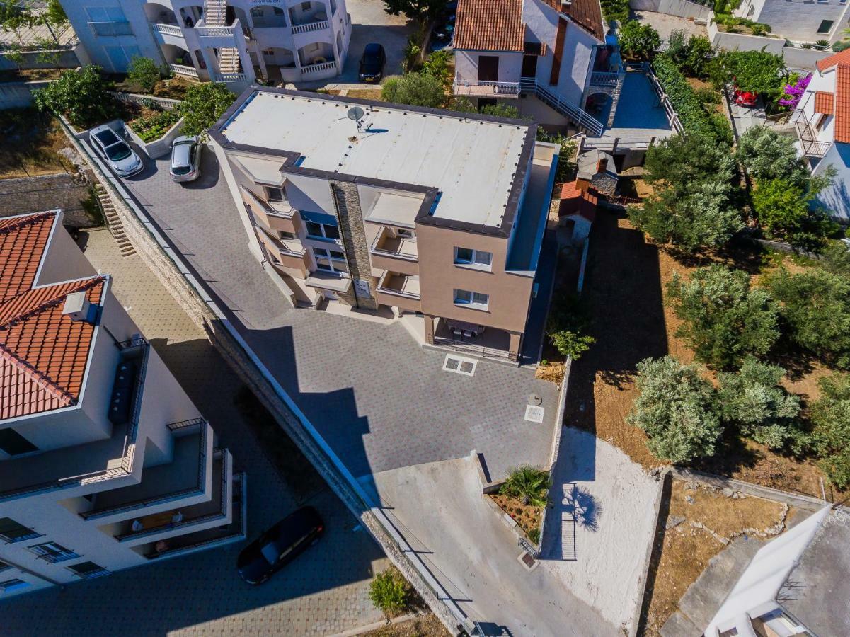 Apartments Mare Trogir Eksteriør billede