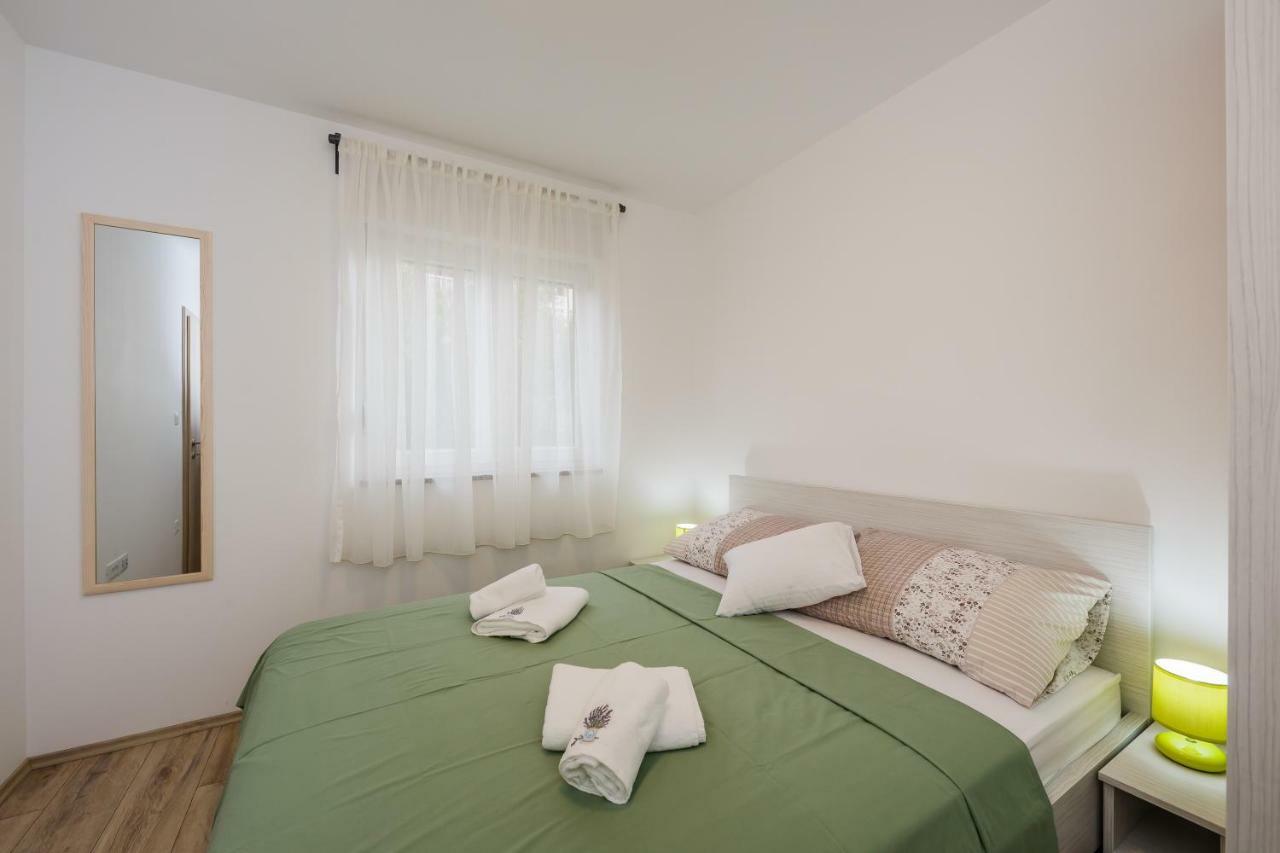 Apartments Mare Trogir Værelse billede