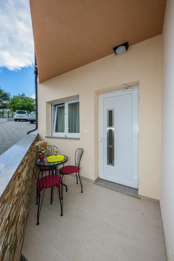 Apartments Mare Trogir Eksteriør billede
